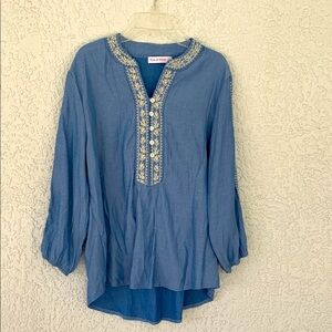 Ana & Rose Embroidered Blue Top size L